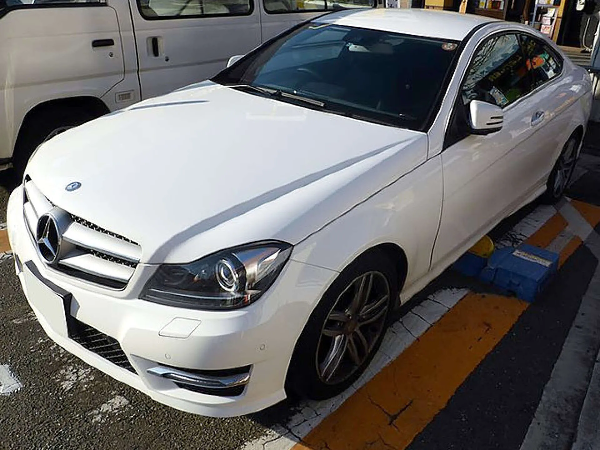 輸入車のエンジンオイル交換│車検・整備 東京都 足立区