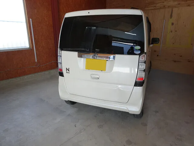 ホンダ N-BOX　バックドア　キズ・へこみ修理│掛川市　板金塗装