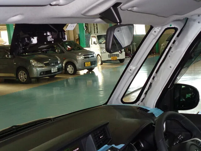 海津市 新車トヨタ ルーミー ナビゲーション・純正リヤカメラ