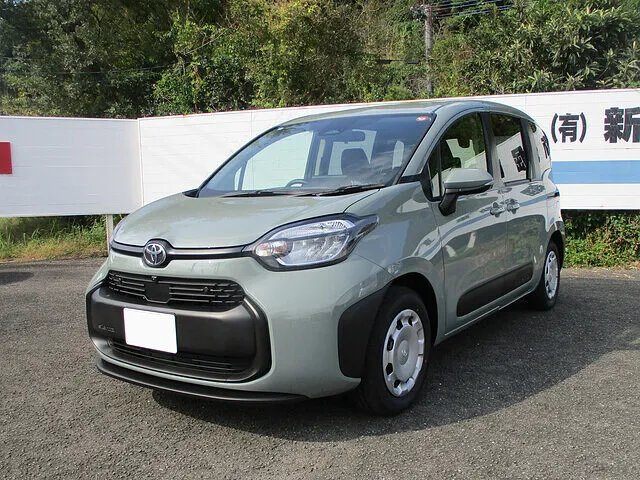 レンタカーにオススメの「ミニバン」をご紹介│日置市　レンタカー