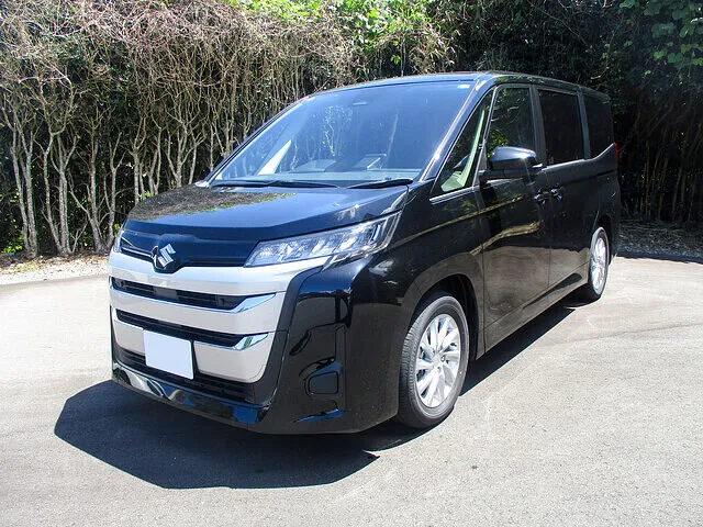 軽自動車からトラックやハイエースまで借りられるレンタカー