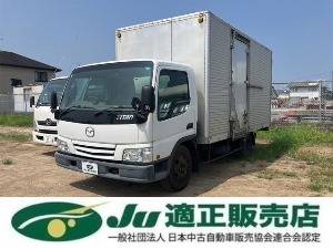 タイタン