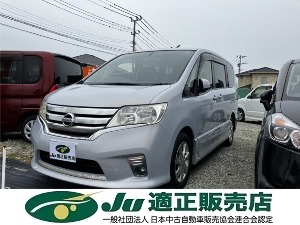 クリックするとこの車輌の詳細ページに移動します。 セレナ