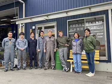 ビッグウェルオート 市川店外観