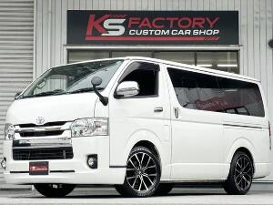 ハイエースバン