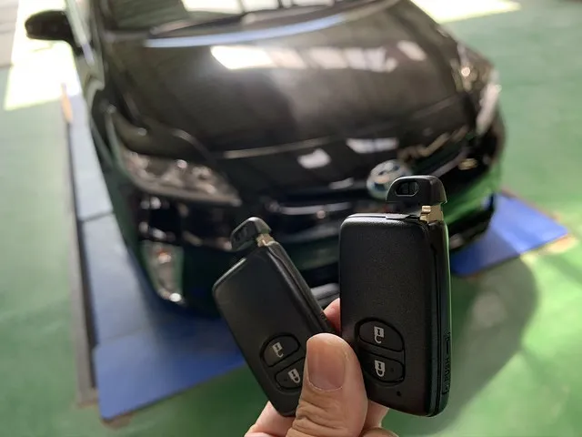 ダイハツ SST スマートキー、イモビキー登録機 簡易マニュアル付き Yahoo!オークション - ダイハツ専用登録機 追加手順書付き