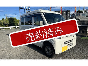 エブリイ