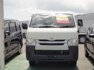 ハイエースバン