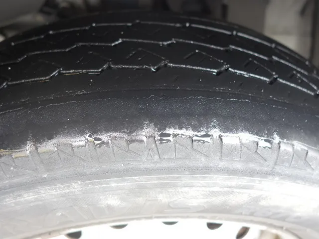 タイヤの安全基準