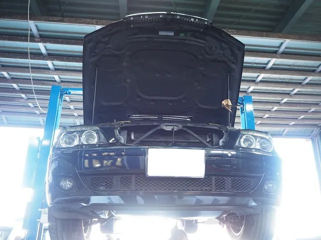 BMW　E65　740i　エンジンオイル漏れ　修理　整備　長岡市のお客様