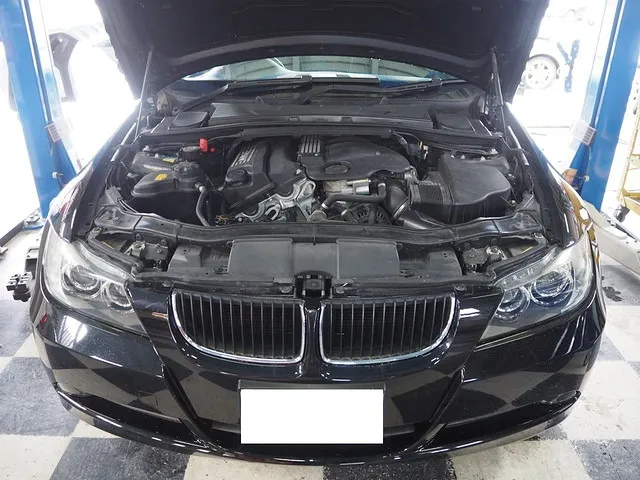 BMW E90 320i エンジン異音ベルト交換 新潟市のお客様