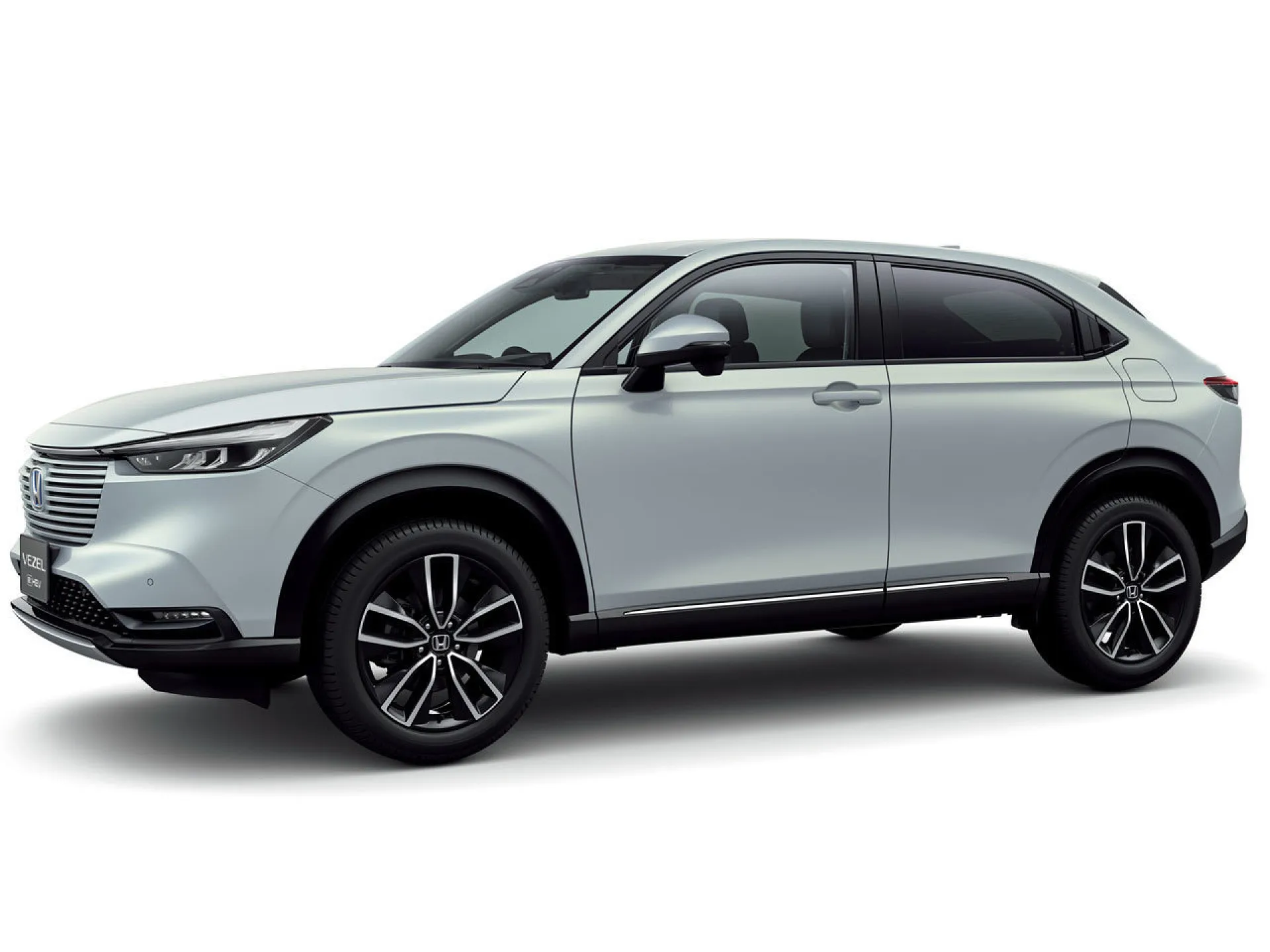 新車のSUVが月々20800円～で買える（株）ブルームーン