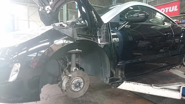 プジョーＲＣＺ 車検整備作業。 半田市 Bosch Car Service 巽自動車