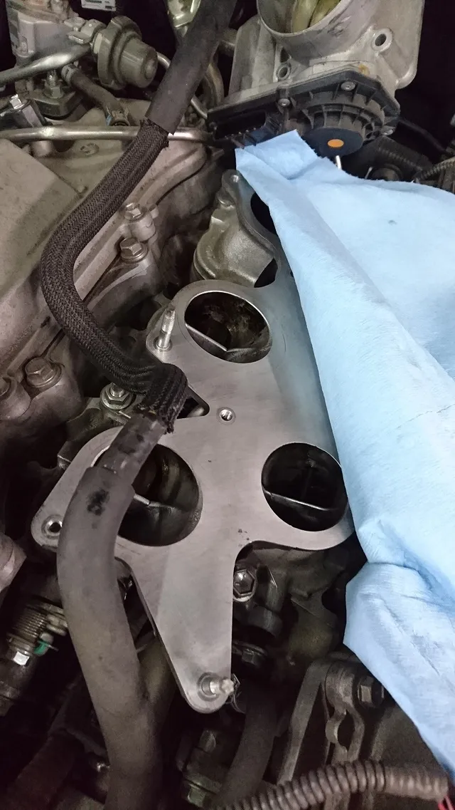 MB-103タイプエンジンリビルトシリンダーヘツト販売