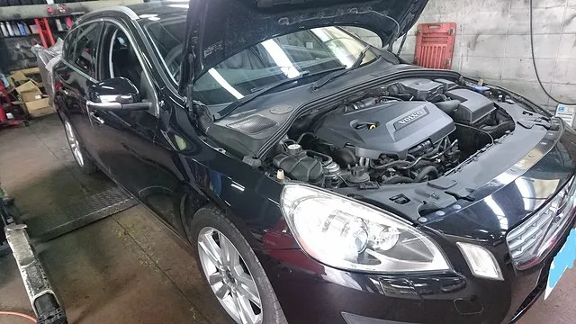 ボルボ・V60 ボッシュ・エアコンクリーニング点検診断。 半田市 Bosch Car Service 巽自動車