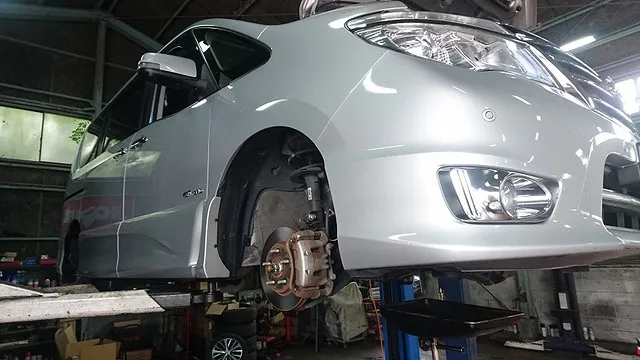 日産・セレナ・ハイブリッド（C26）車検整備編 日産コンサルト3＋診断機 半田市 Bosch Car Service 巽自動車