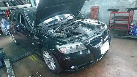 BMW320iツーリング　エンジンチェックランプ点灯　スパークプラグ＆IGコイル交換へ