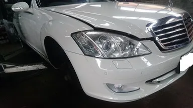 メルセデス・ベンツS350（W221）フロント足回り異音整備、frロアアーム＆コントロールアーム交換作業。