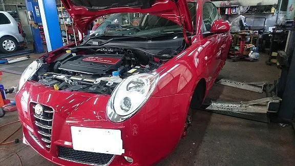 アルファロメオ・ミト（MITO）ブレーキ整備（F/ブレーキパッド、ディスクローター交換）＆空調、ブロアファンモーター異音にて交換。