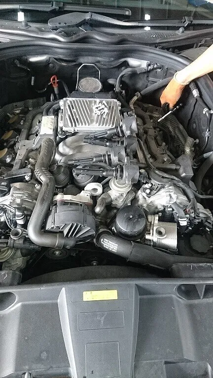 スパークプラグ交換の重要性　純正部品使用　締付トルク管理