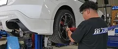 タイヤ交換　　　タイヤ組み換え画像