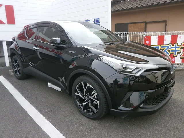 新車ご成約　トヨタ　Ｃ-ＨＲ　ＺＹＸ10　福崎町在住