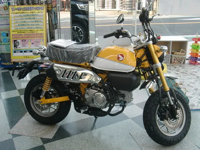 ホンダバイク　　モンキー１２５　市川町在住