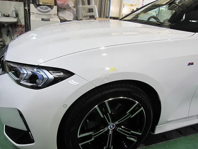 BMW 320ｄ　フロントフェンダー　キズ・ヘコミ修理│大阪市平野区 鈑金塗装