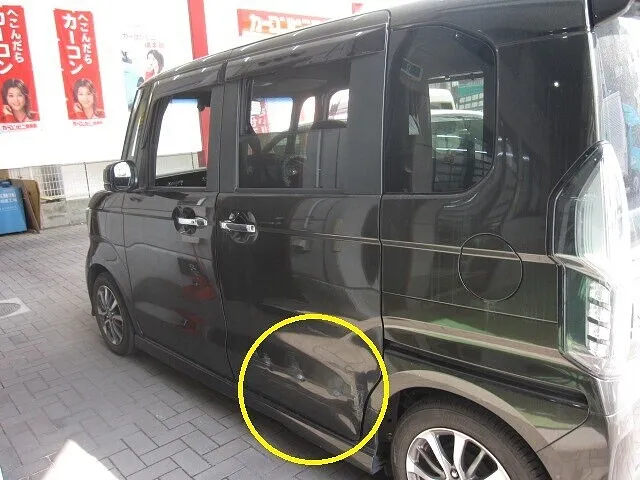 ホンダ　N-BOX　リアドア・クォーターパネル　キズ・ヘコミ修理│大阪市平野区　鈑金塗装　保険修理