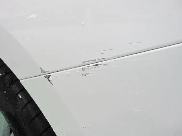 BMW 318　リアバンパー・リアフェンダー　擦り傷修理　塗装剥げ修理│大阪市平野区　鈑金塗装