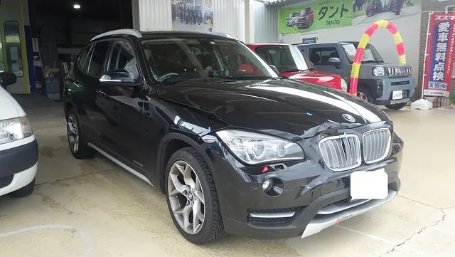 BMW　ボンネット　バンパー　コアサポート　新品交換　フェンダー　鈑金塗装修理　阪南市より　カーサービスシンワ