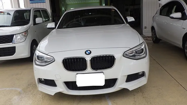 BMW ドア　凹み交換修理　フロント　リア　バンパー　板金塗装　泉南郡より　カーサービスシンワ