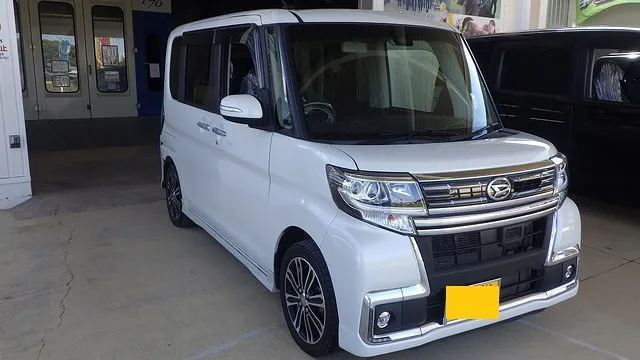 ダイハツ　タント　車検整備　タイヤ交換　泉佐野市　泉南市　阪南市　貝塚市　カーサービスシンワ