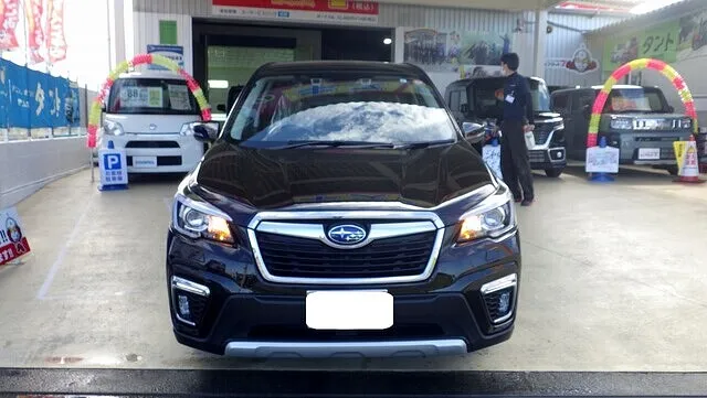 スバル　フォレスター　リアドアの内側　ボディ側　シートベルトを挟んでしまった　熊取町のお客様　車の修理　カーサービスシンワ