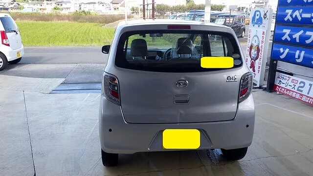 ダイハツ　ミライース　バックドア　リアバンパー　交換　阪南市のお客様　カーサービスシンワ