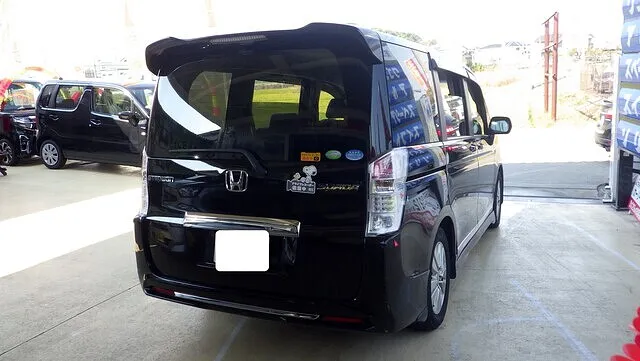 ホンダ　ステップワゴン　左クオーターパネル　リアバンパー　板金塗装修理　和泉市のお客様　カーサービスシンワ