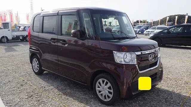 ホンダ　NBOX　左クォーターパネル　スライドドアの下　ヘコミ　鈑金塗装　修理方法　泉佐野市のお客様　カーサービスシンワ