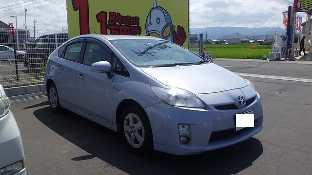 トヨタ　プリウス　車検整備　スタビリンク交換　ワイパーゴム交換　泉佐野市　熊取町　貝塚市　岸和田市　田尻町　泉南市　阪南市　カーサービスシンワ