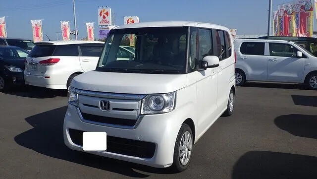 NBOX　バンパー　凹み修理　泉佐野市　泉南市　貝塚市　阪南市　田尻町