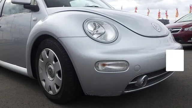 フォルクスワーゲン　ビートル　フロントバンパー　補修　修理　格安　堺市から　外車　見積相談　できるだけ安く　泉佐野　カーサービスシンワ