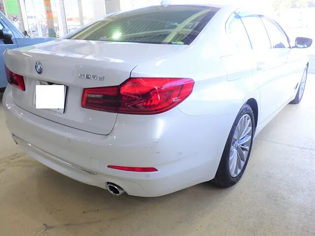 BMWのバンパー修理でご来店　貝塚市より