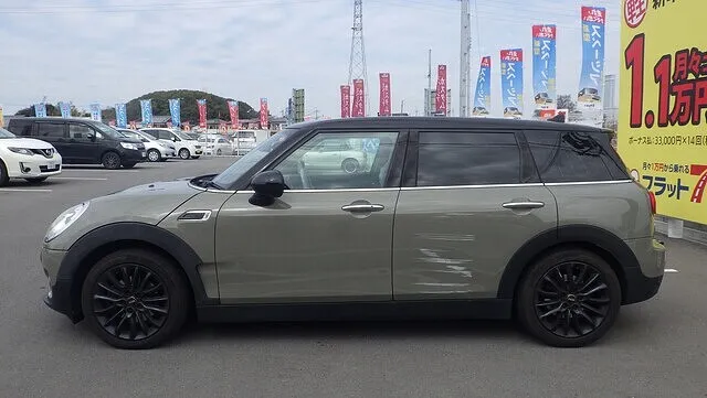 ミニクーパー　MINI　BMW　鈑金塗装　キズヘコミ　修理　ガリキズ　阪南　泉南　泉佐野　貝塚　岸和田　カーサービスシンワ　　