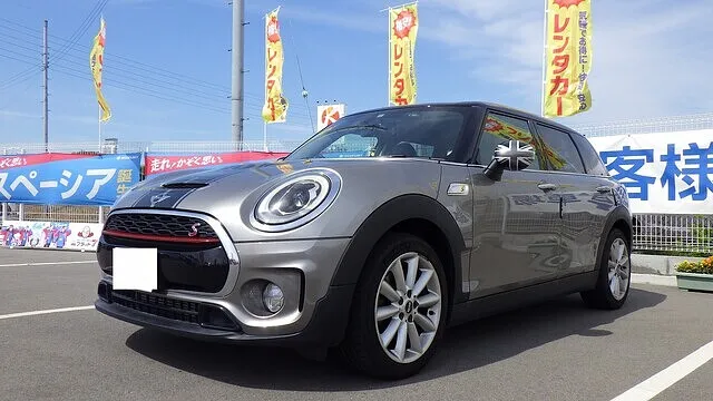 MINI　鈑金塗装修理　キズ・凹み　左リヤドア　泉佐野市　貝塚市　岸和田市　泉南市　阪南市　熊取町　田尻町