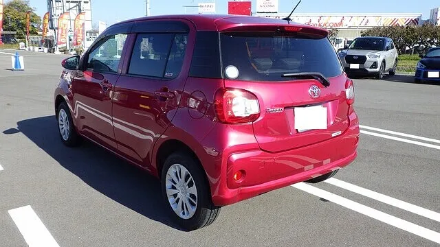 トヨタ　パッソ　リアバンパー交換修理　泉佐野市より