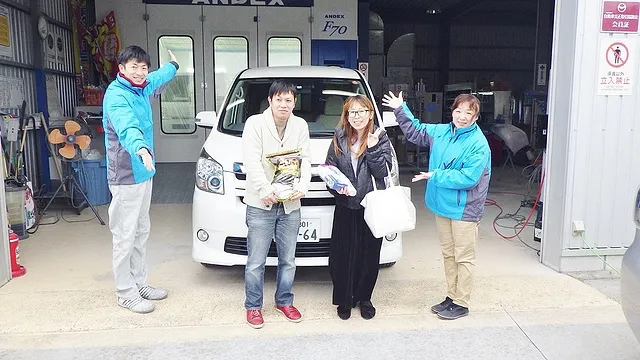 中古車購入　トヨタ　ノア　泉佐野市カーサービスシンワ