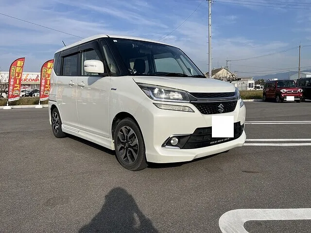 スズキ　ソリオ　左右サイドスポイラー　鈑金塗装　泉佐野市