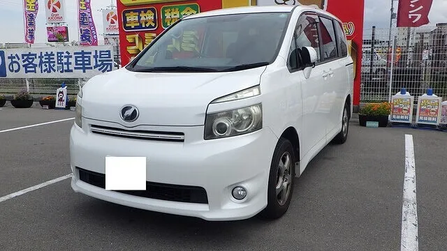 トヨタ　ヴォクシー　右スライドドア　右クォーター　岸和田市から