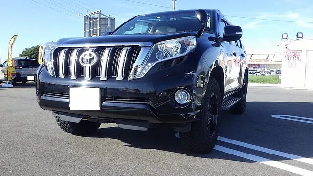トヨタ　プラド　フロントバンパー　リアバンパー　岸和田からご来店