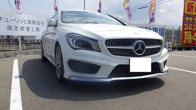 ベンツ　右リアドア　右クォーター　鈑金　塗装　修理　泉南市から