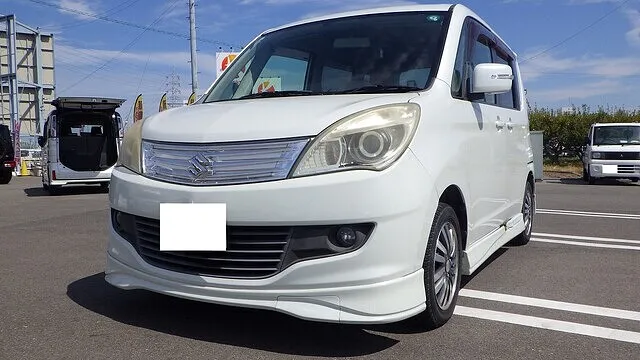 スズキ　ソリオ　左リアドアスプラッシュガード　左リアドア　鈑金